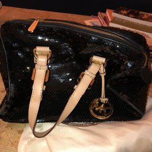 **MICHAEL KORS GREYSON SEQUIN HANDBAG*